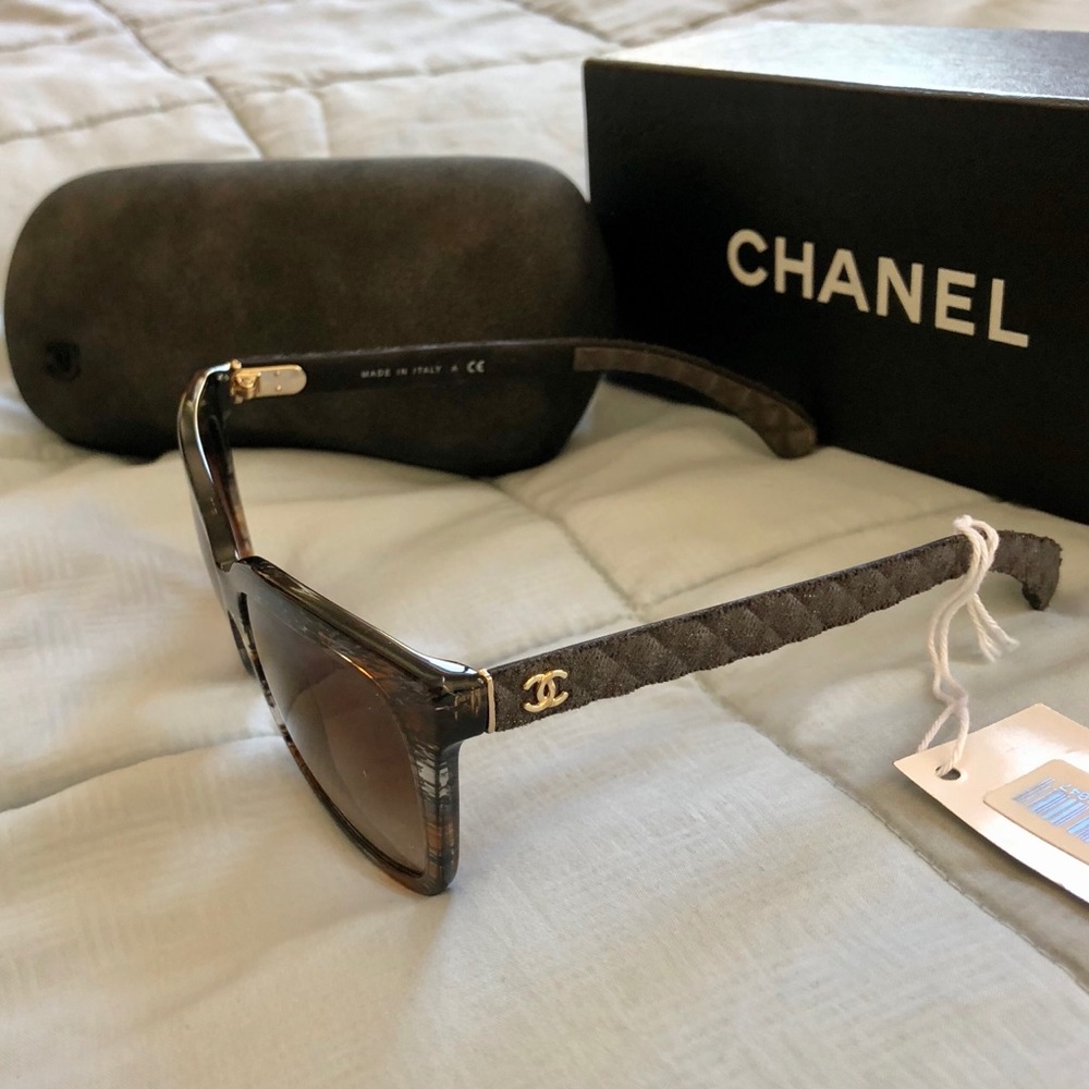 AUTHENTIC CHANEL  butterfly Quilted sunglasses - Picture 2 of 8